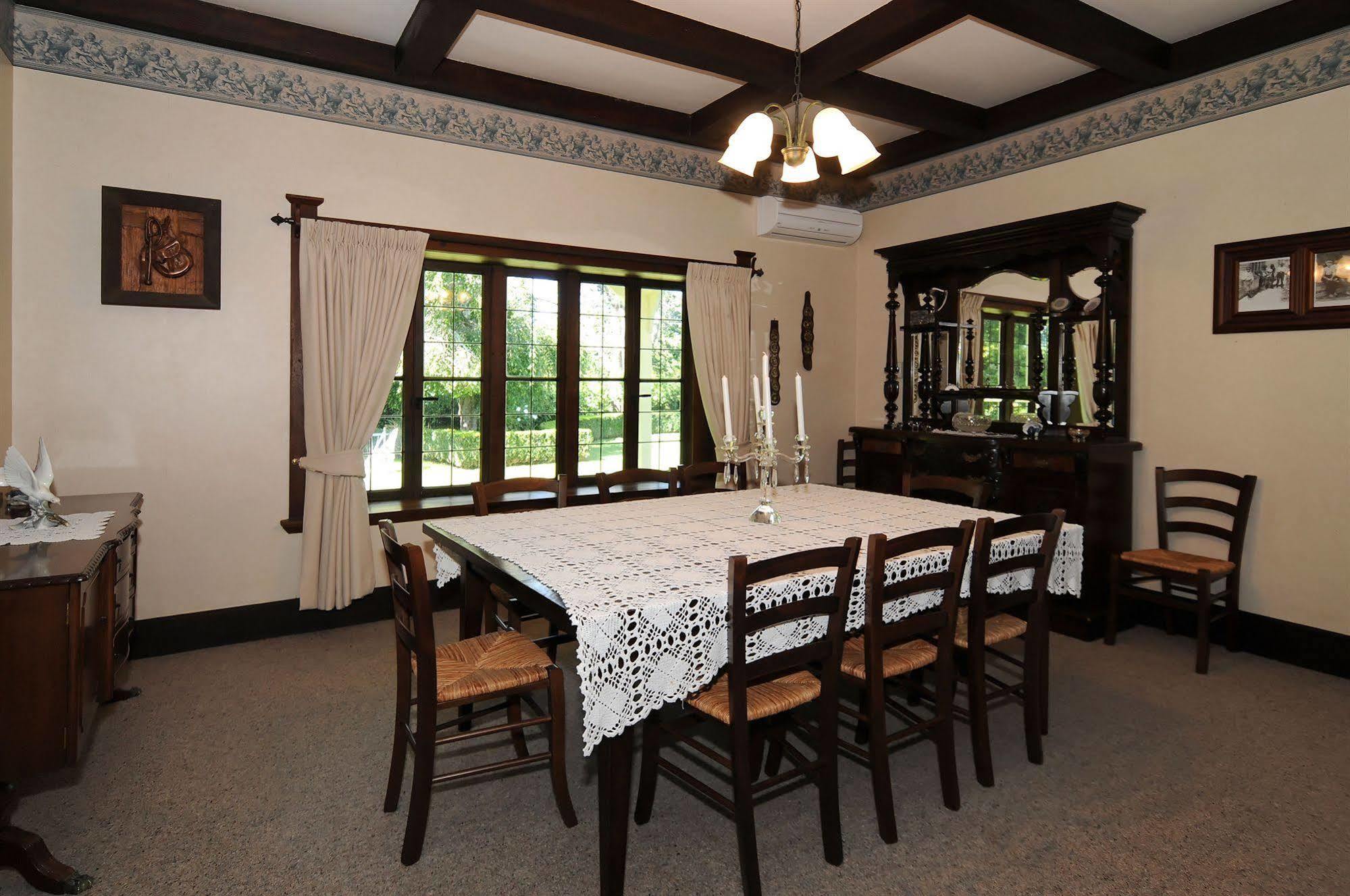 Oak Lane Lodge Гамильтон Экстерьер фото