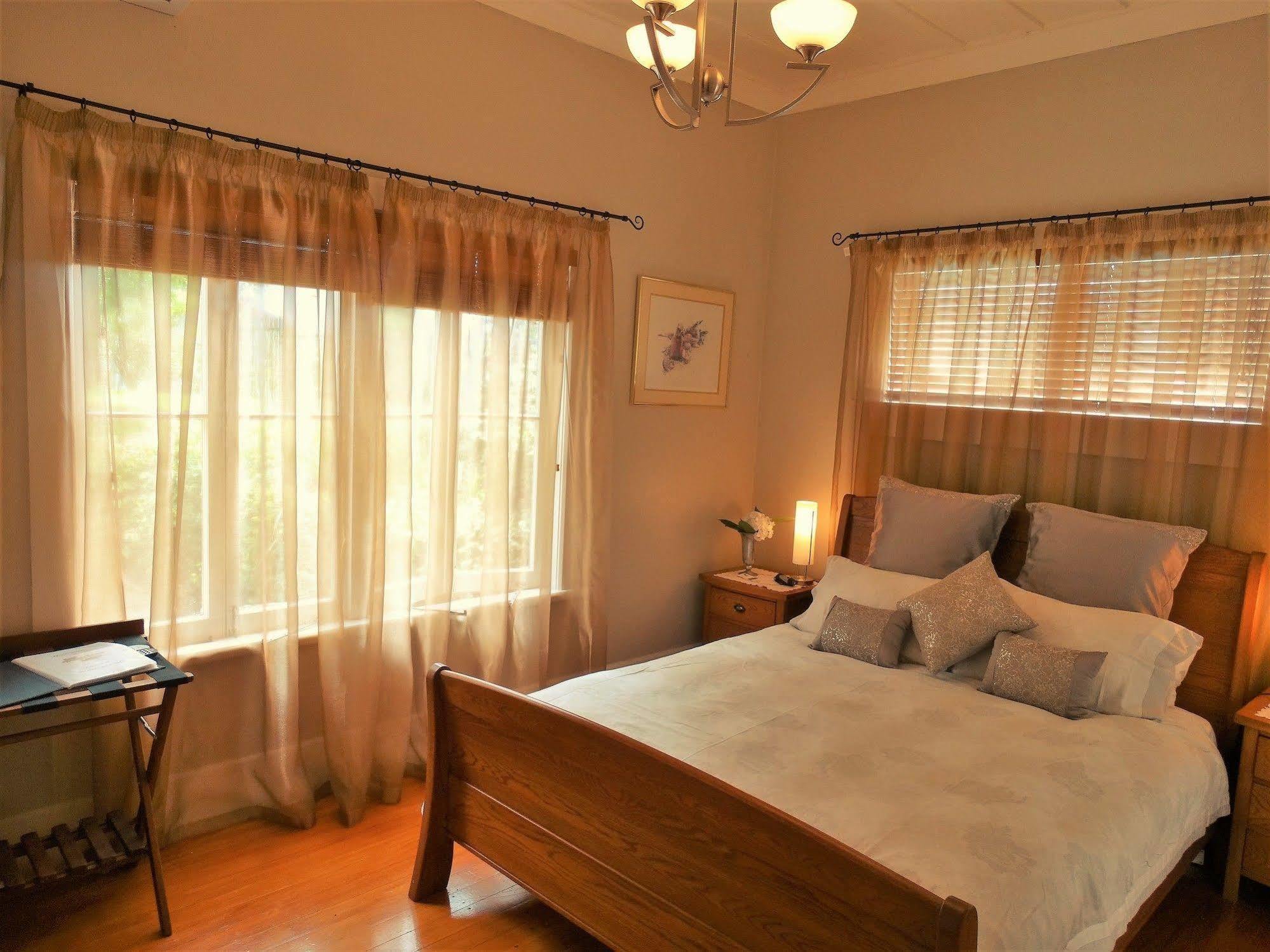 Oak Lane Lodge Гамильтон Экстерьер фото